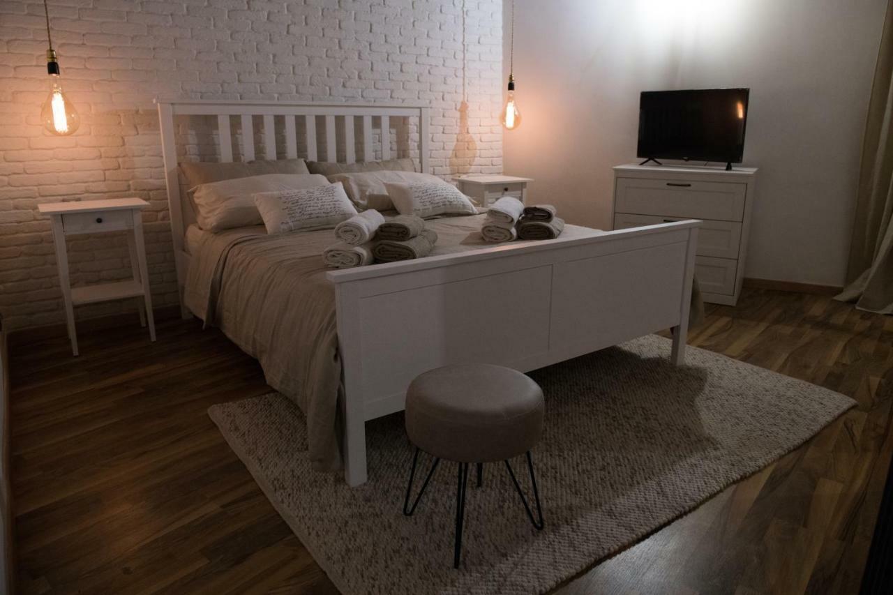 נוטו Qui Ed Ora,Guest House. מראה חיצוני תמונה