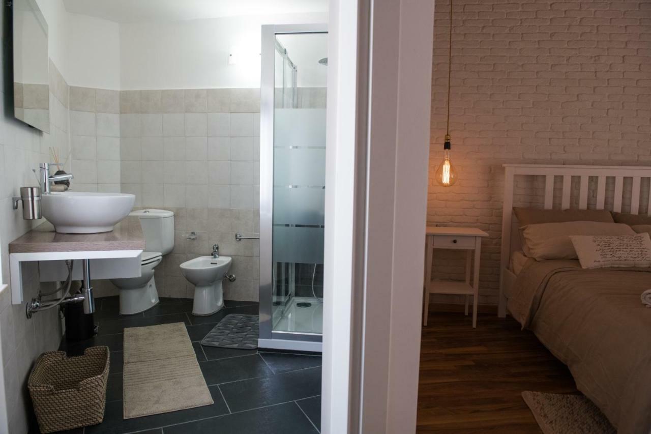 נוטו Qui Ed Ora,Guest House. מראה חיצוני תמונה