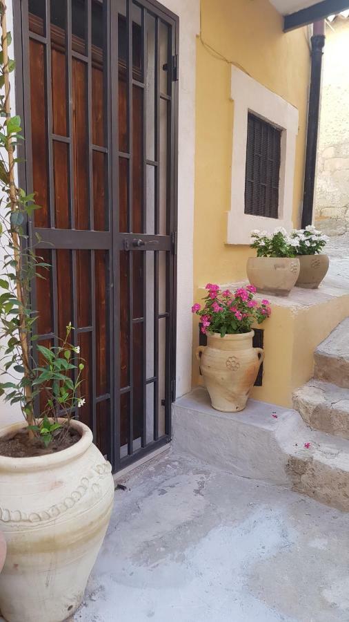 נוטו Qui Ed Ora,Guest House. מראה חיצוני תמונה